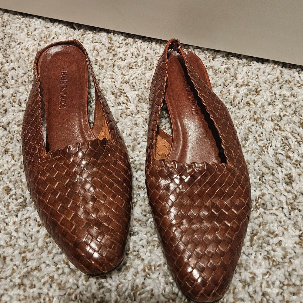 Woman's leather loafers shoes size 7.5
